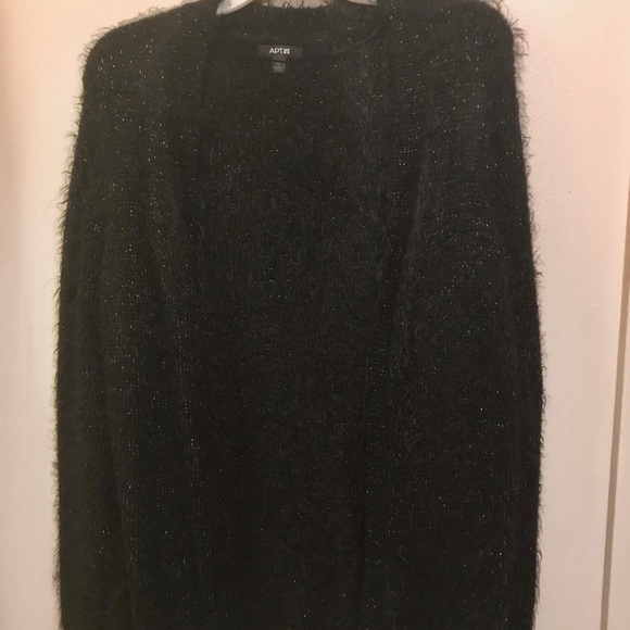EUC Soft/fuzzy black and gold cardigan - Picture 3 of 8